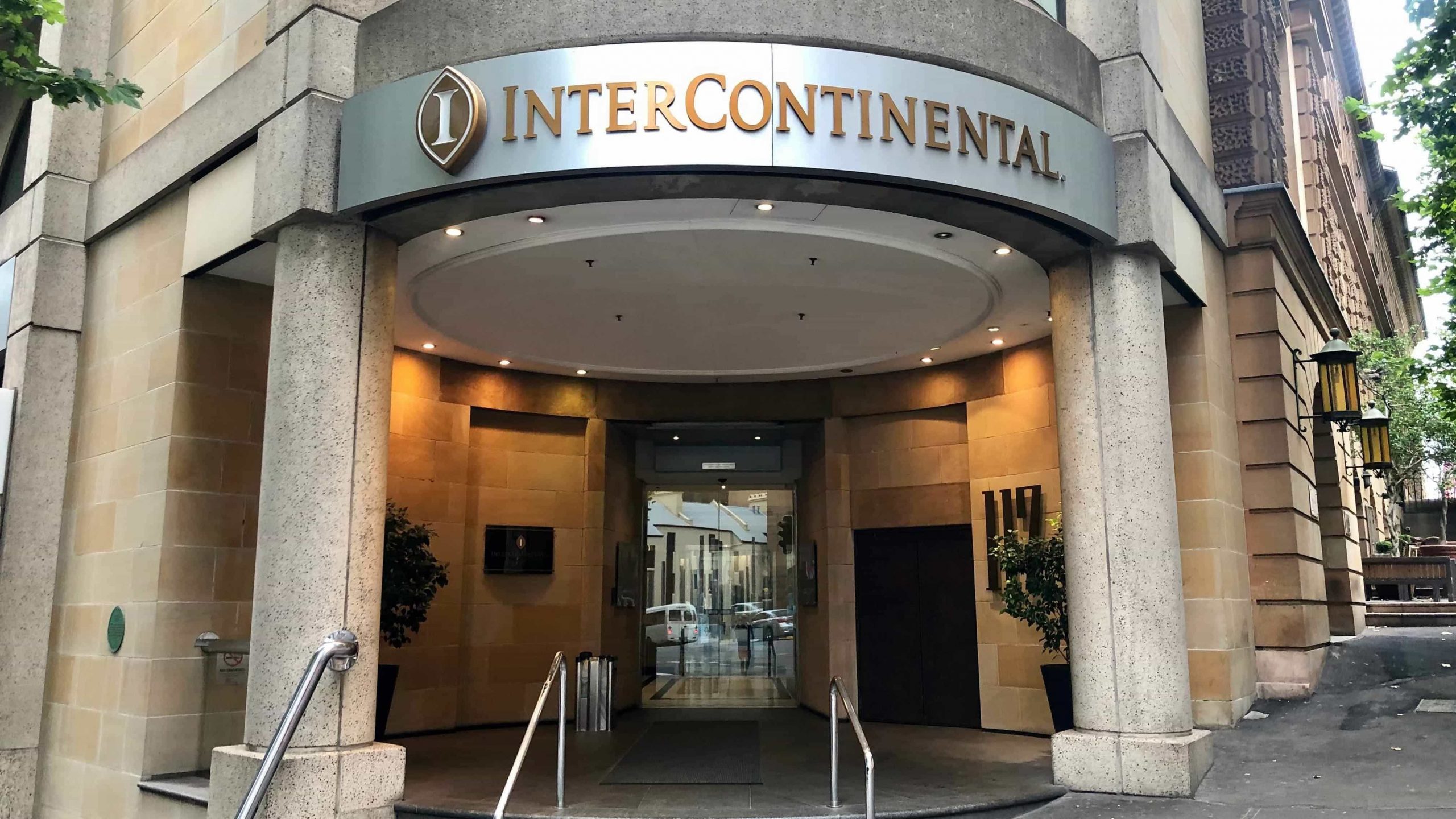 InterContinental-Sydney-entrance-scaled